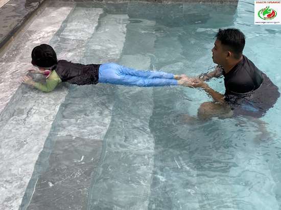 Hình ảnh học bơi trẻ em ở Quận Gò Vấp